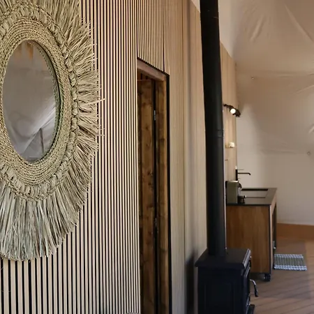 Le Hameau Arribas Bed & Breakfast