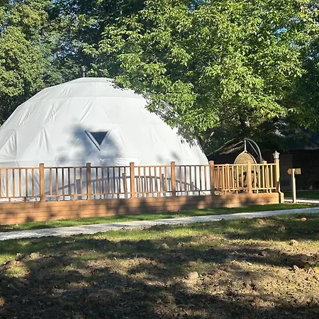 Nocleg ze śniadaniem Le Hameau Arribas 4*